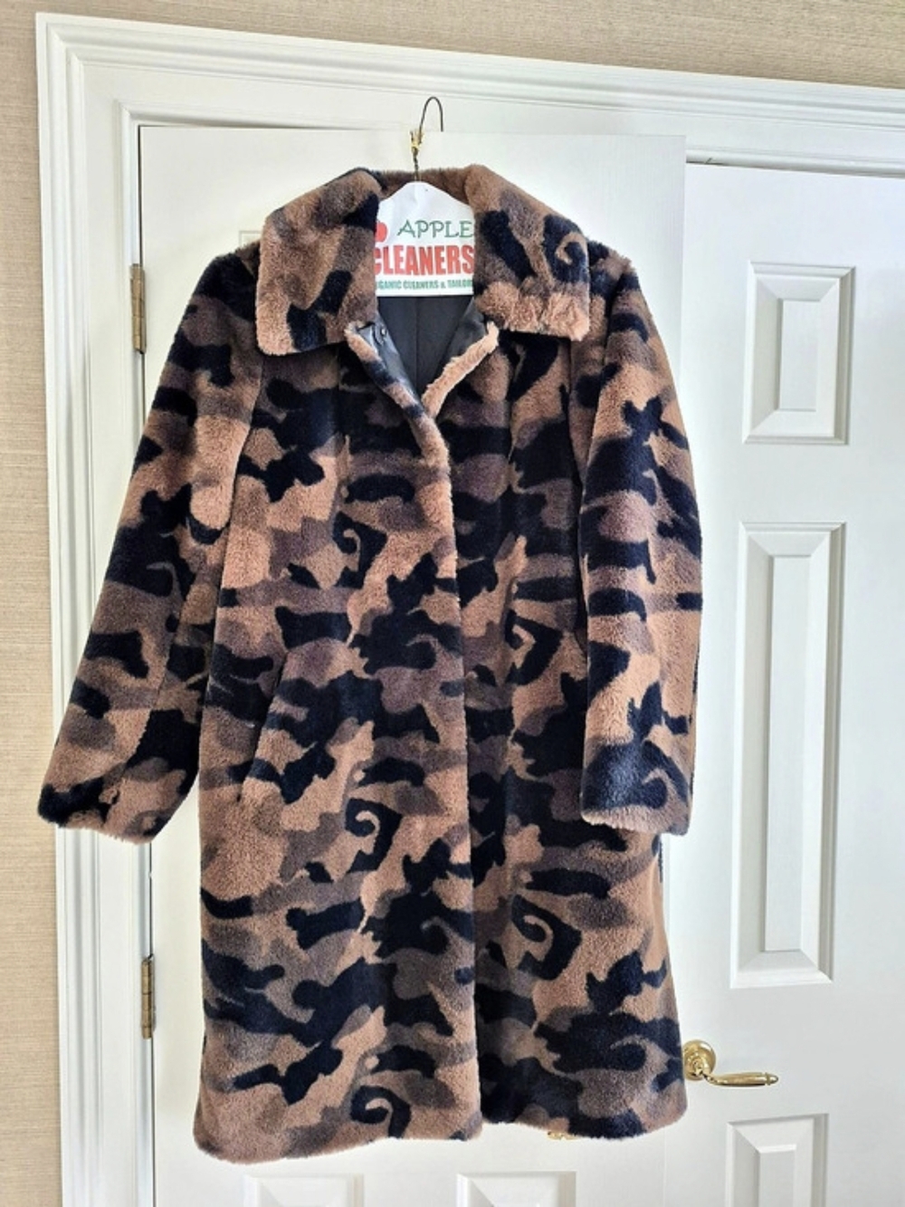 J. McLaughlin Camo Teddy Jacket in Brown & Black M45